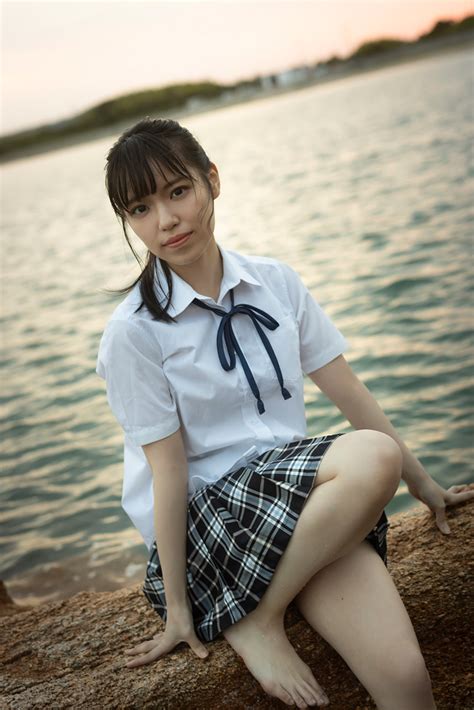 岩田陽菜 水着|独占カット公開！ STU48岩田陽菜1st写真集「選べな。